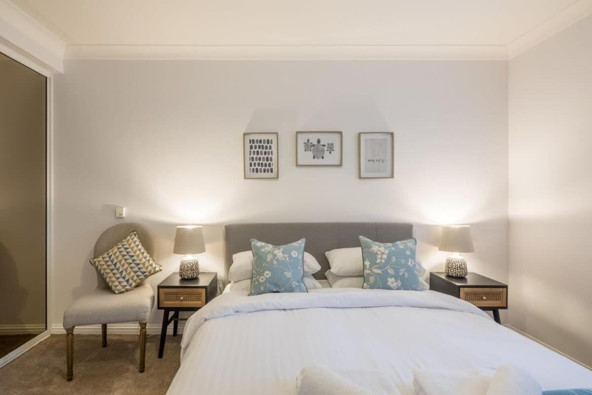 Lovely 1 Bed Apartment With Free Parking & Garden CBG Exteriér fotografie